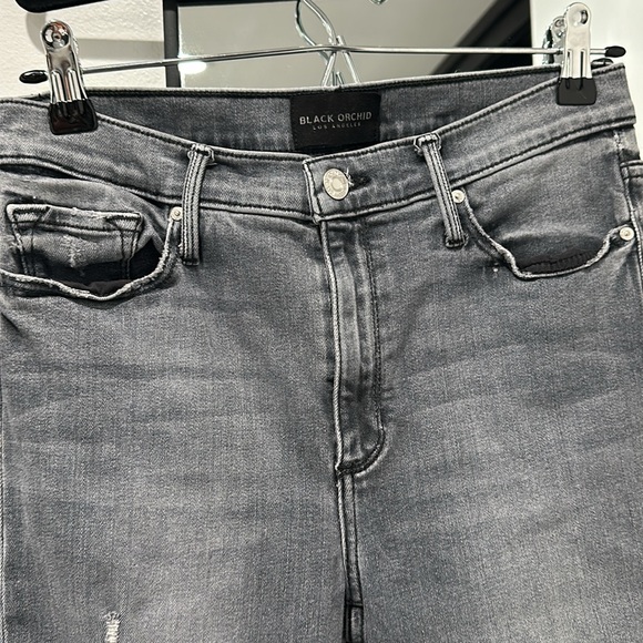 Chic, stylish jeans, great condition - Picture 2 of 6